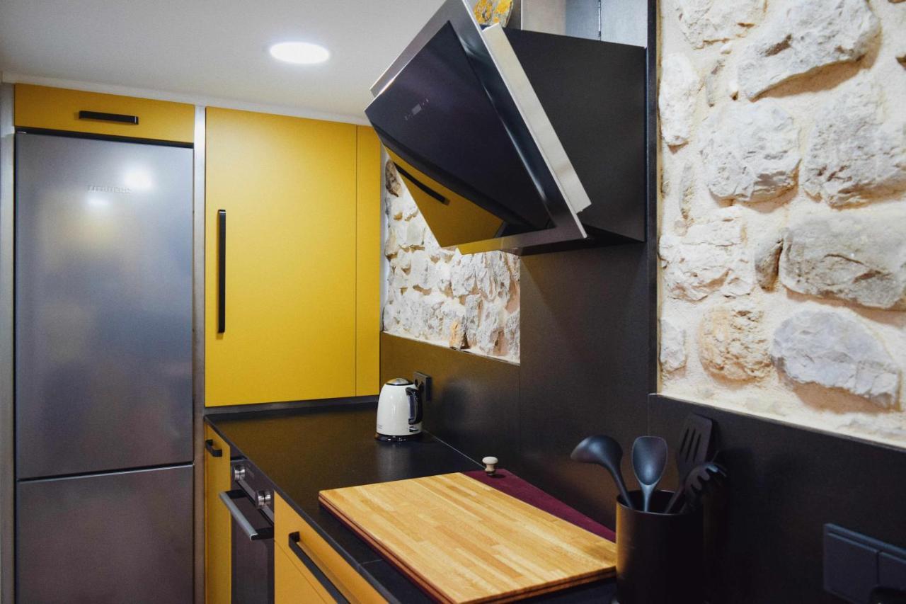 Keldomenech Bed&Art Luxury Apartment For Art Lover Besalú Exteriér fotografie